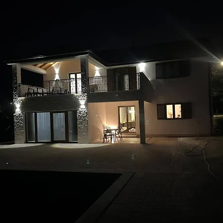 Peaceful Oasis Vignani Villa *