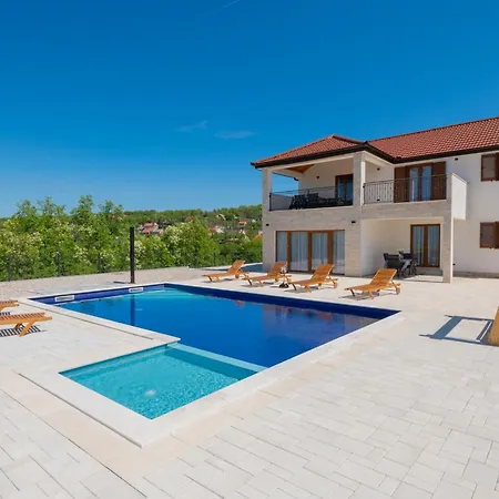 Peaceful Oasis Vignani